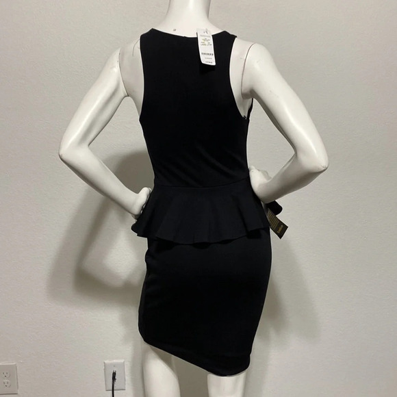 bebe NWT Briana Bonded Lace Jersey Peplum Sleeveless Bodycon Mini Dress … - Picture 7 of 9